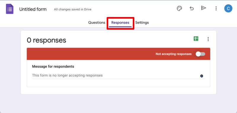 The "Responses" tab of the Google Forms edit screen shows that the form is closed.